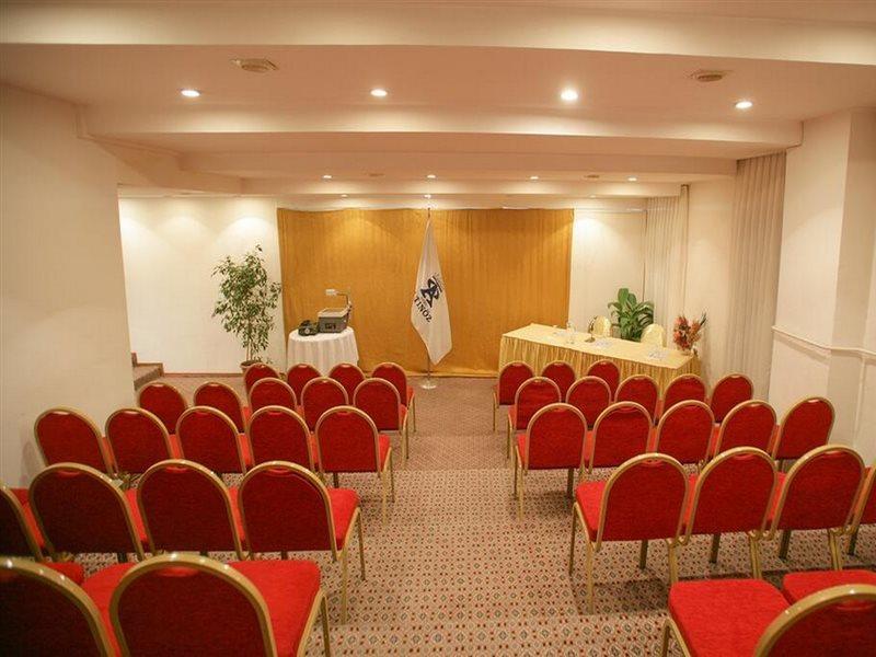 Altinoez Hotel Невшехир Экстерьер фото